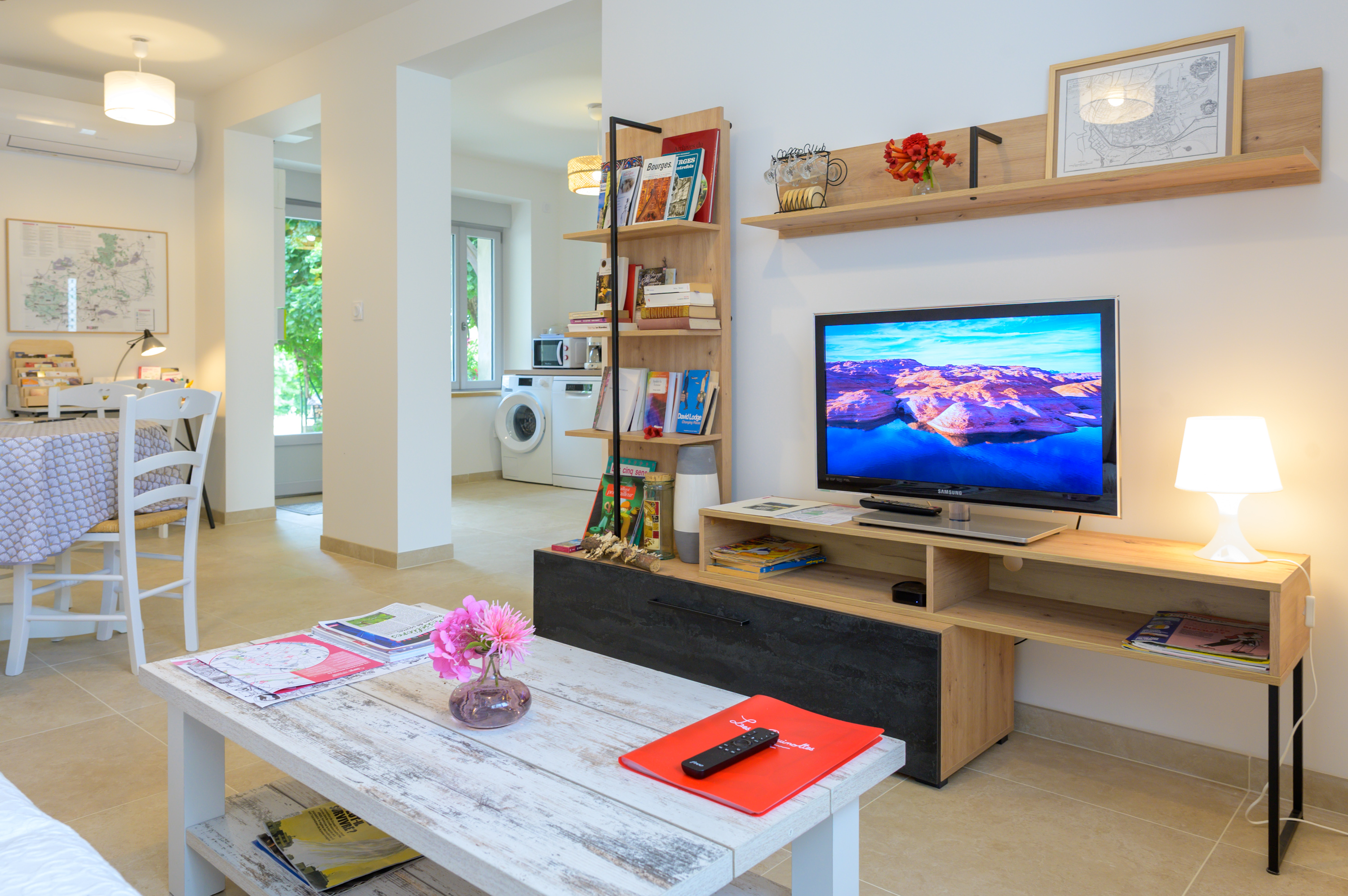 TV